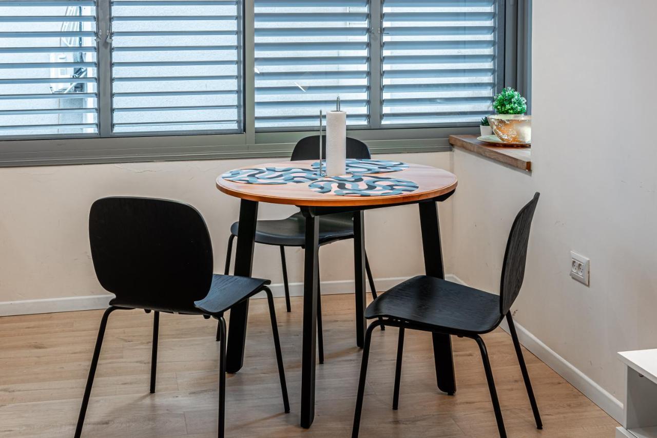 City Center Family Relax Apartment Netanja Buitenkant foto